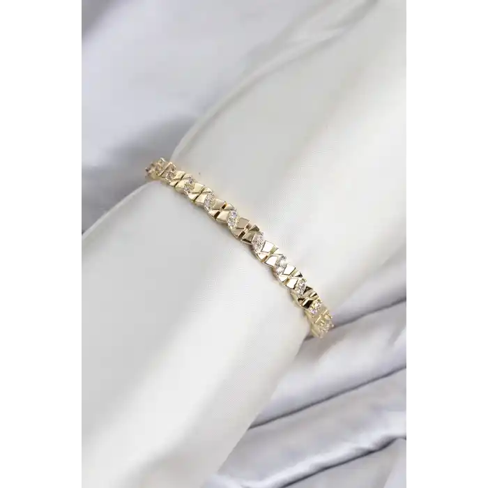 CM Model Zirkon Taşlı VIP Seri Gold Renk Pirinç Kadın Bileklik