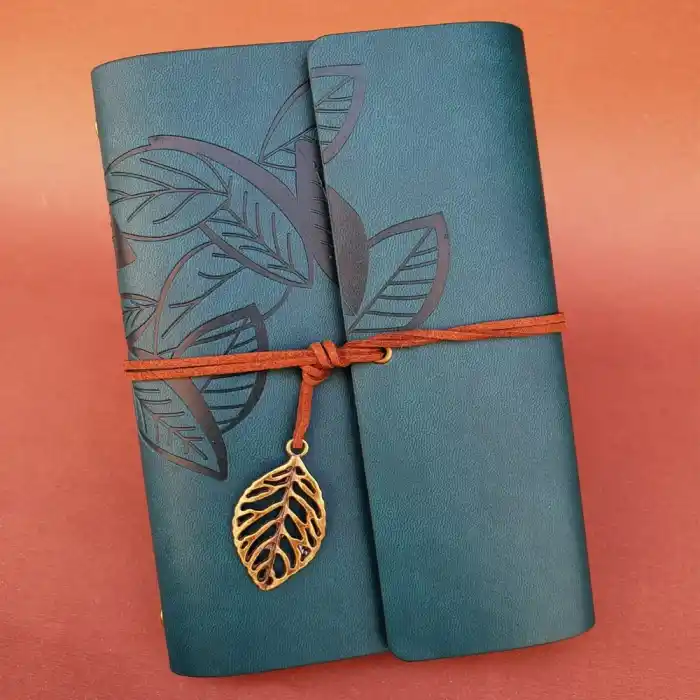 Deri Yaprak Desenli Petrol Mavisi Defter