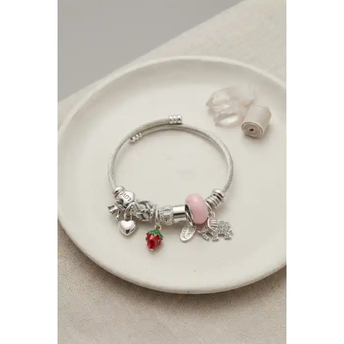 Fil Çilek ve Kalp Pembe Charmlı Bileklik
