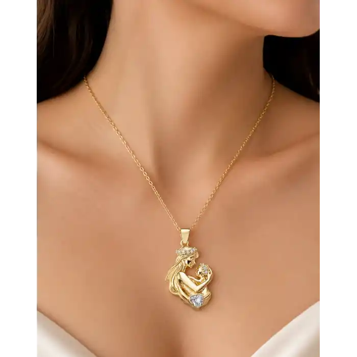 Gümüş Anne Bebek Figürlü Kalp Taşlı Gold Kolye