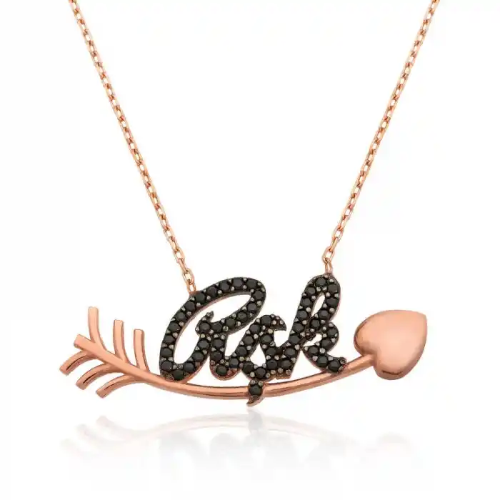 Gümüş Kalbe Giden Aşk Kolye