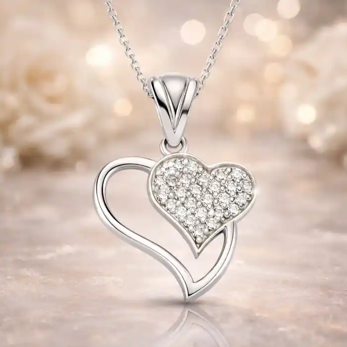 Gümüş Kalpli Bayan Kolye