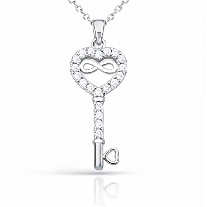 Gümüş Kalpli Sonsuzluk Anahtar Kadın Kolye