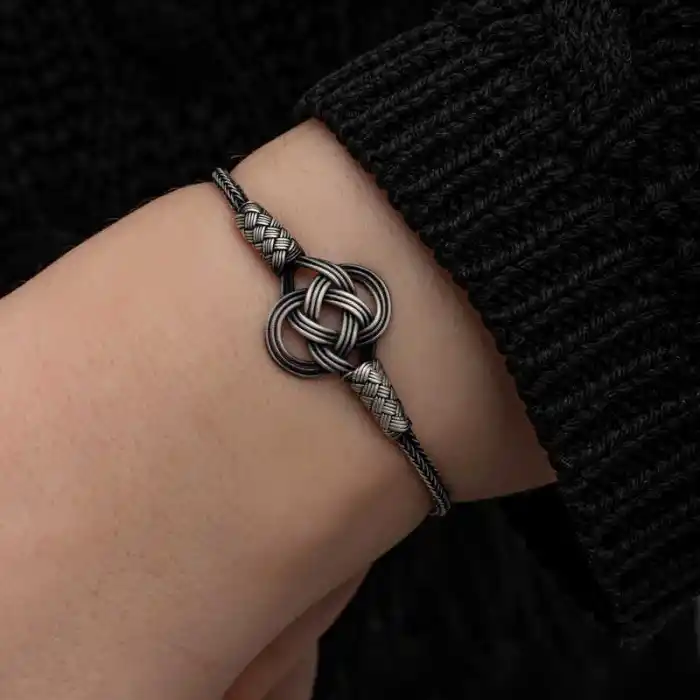 Gümüş Kazaziye Örgü Bileklik