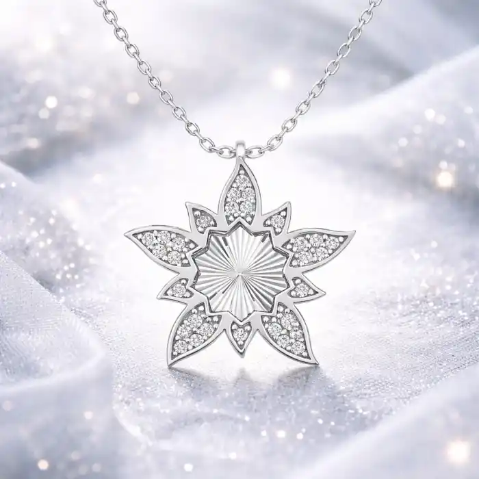 ​Gümüş Lotus Çiçeği Bayan Kolye