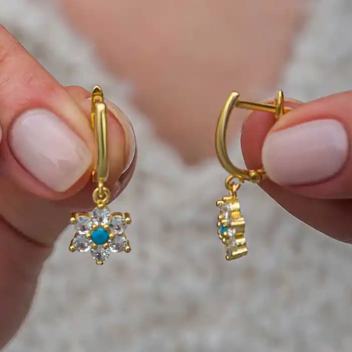 Gümüş Mavi Taşlı Gold Çiçek Kadın Küpe