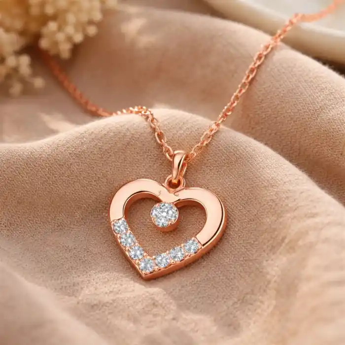 Gümüş Rose Minik Kalpli Tektaş Kadın Kolye