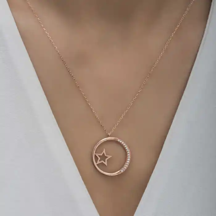 Gümüş Rose Yıldız Detaylı Halka Kadın Kolye