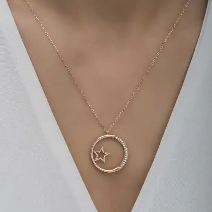 Gümüş Rose Yıldız Detaylı Halka Kadın Kolye