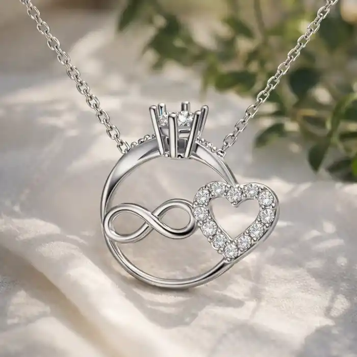 Gümüş Sonsuzluk Kalpli Tek Taş Bayan Kolye