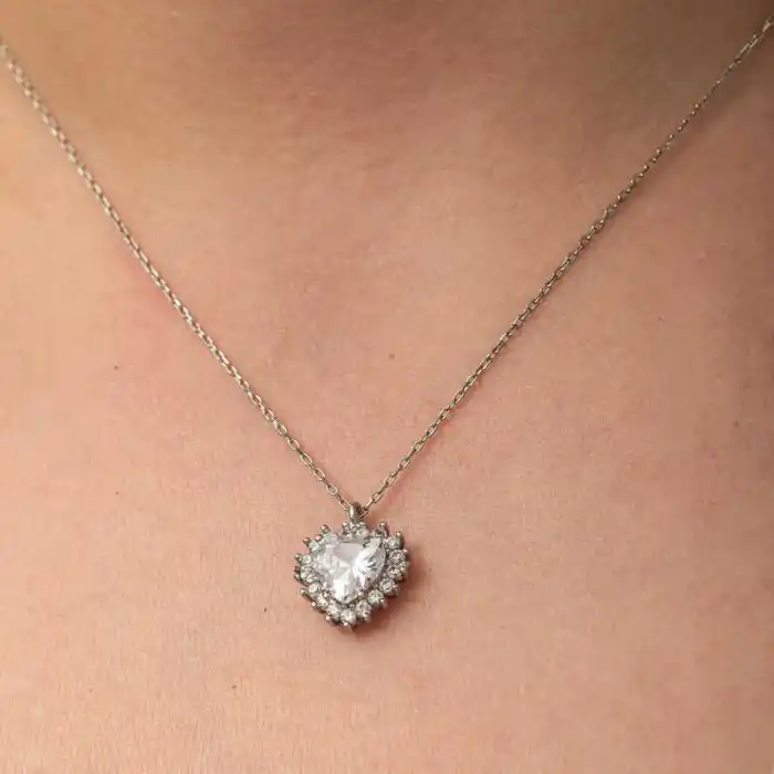 Gümüş Zirkon Taşlı Kalp Kadın Kolye