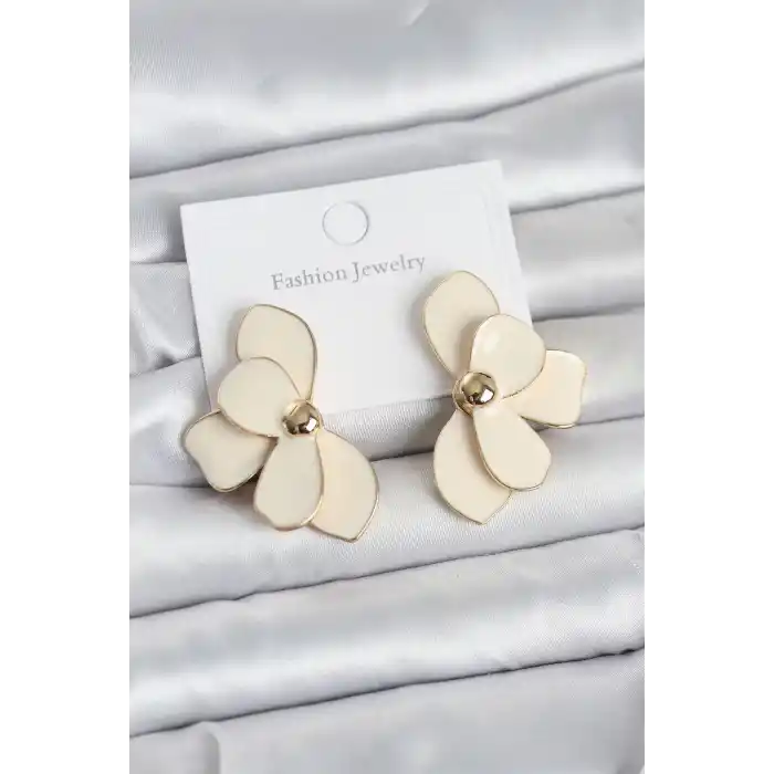 Krem Mineli Lotus Model Pirinç Kadın Küpe