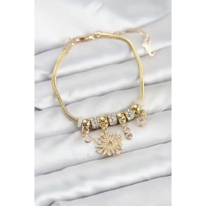 Kutup Yıldızı Model Charmlı Gold Renk Kadın Bileklik