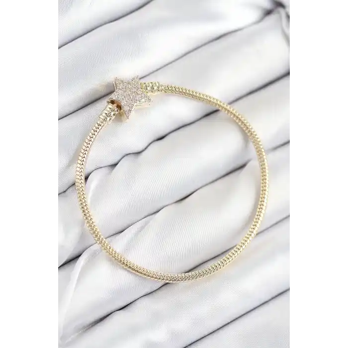 Pirinç Charm Zirkon Taşlı Yıldız Model Gold Renk Kadın Bileklik