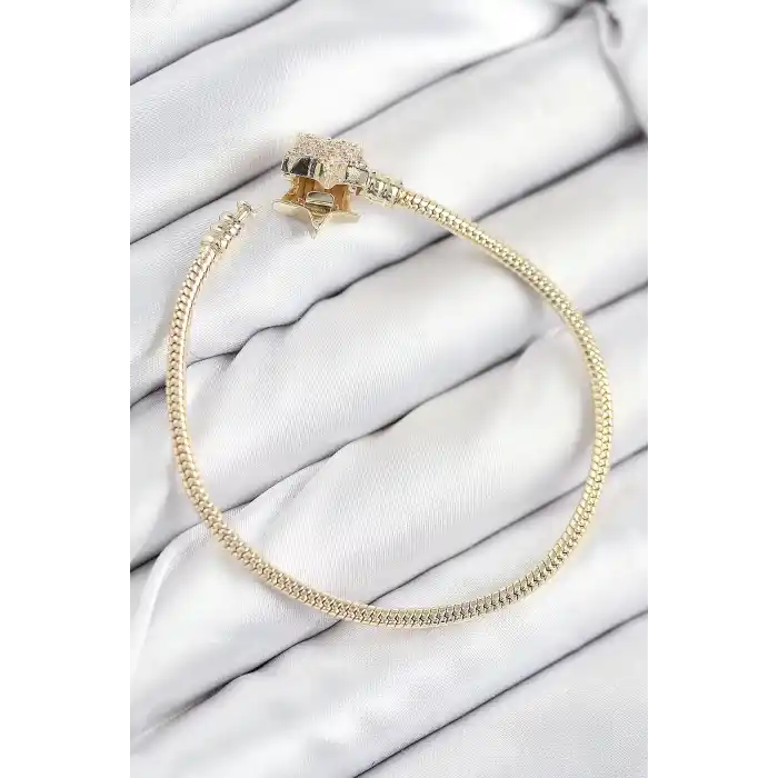 Pirinç Charm Zirkon Taşlı Yıldız Model Gold Renk Kadın Bileklik