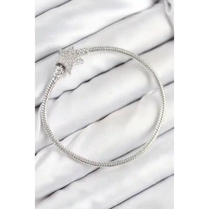 Pirinç Charm Zirkon Taşlı Yıldız Model Gümüş Renk Kadın Bileklik