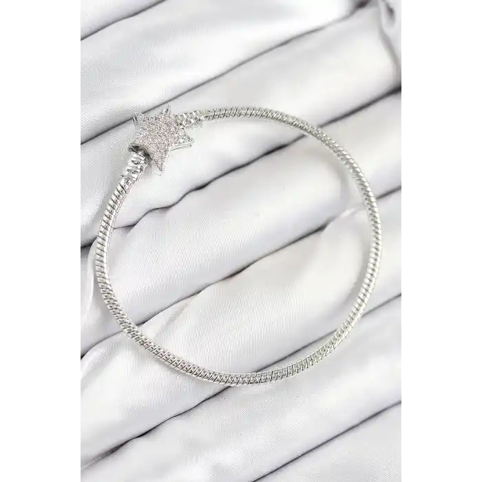 Pirinç Charm Zirkon Taşlı Yıldız Model Gümüş Renk Kadın Bileklik