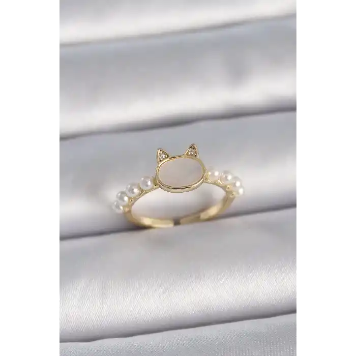 Pirinç Gold Renk Ayarlanabilir Beyaz Mineli Kedi Model İnci Detay Kadın Yüzük