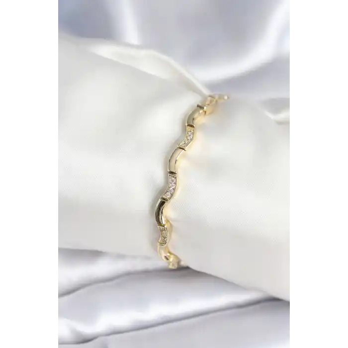Pirinç Gold Renk Dalgalı Model Kadın Bileklik