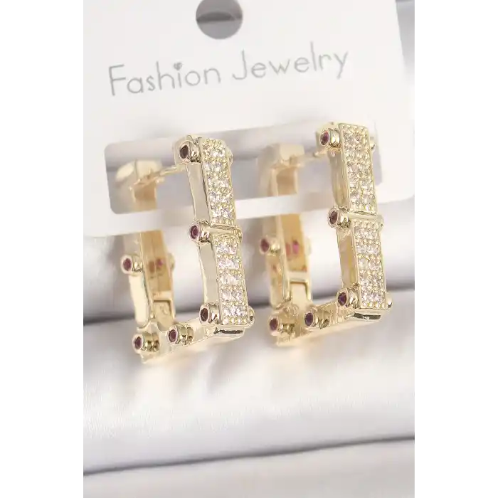Pirinç Gold Renk Kare Zirkon Taşlı Kadın Küpe