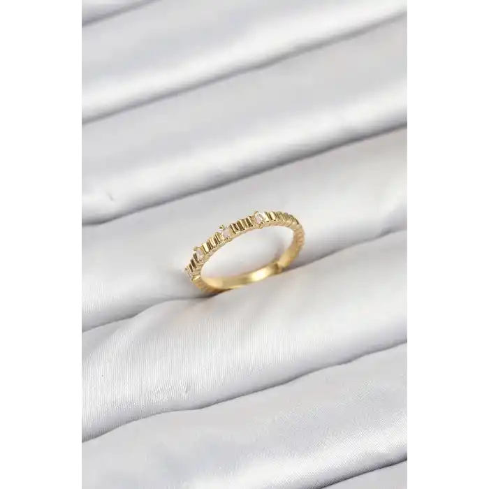 Pirinç Gold Renk Lazer Kesim Kadın Yüzük