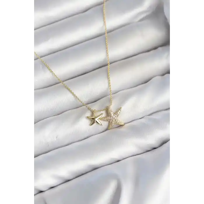 Pirinç Gold Renk Minimal Yıldız Model Kadın Kolye