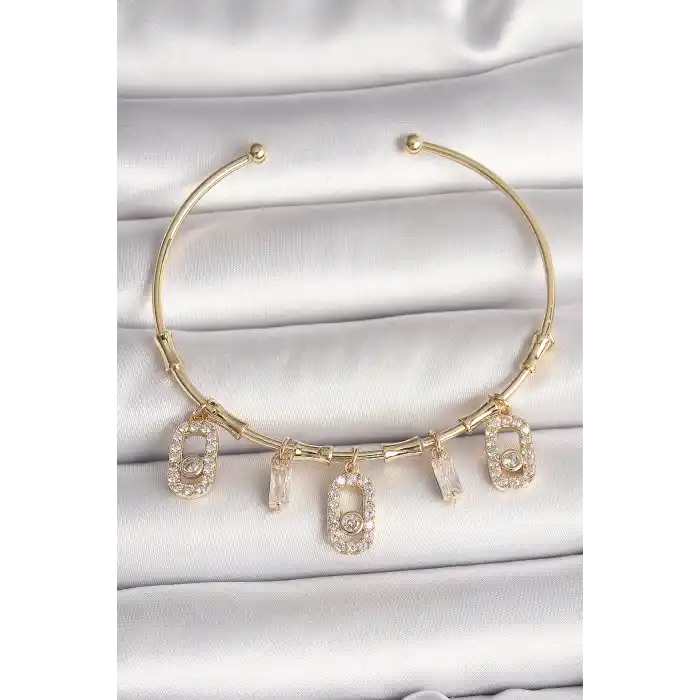 Pirinç Gold Renk Sallantı Zirkon Taşlı Messika Figür Charm Kadın Bileklik