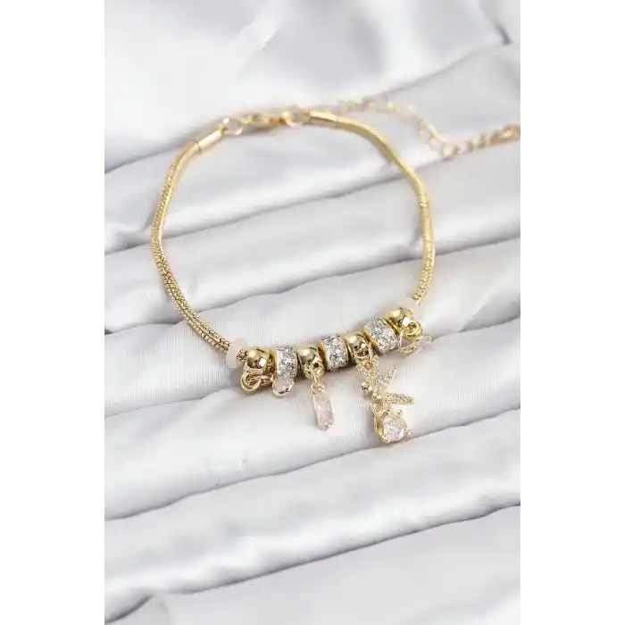 Pirinç Gold Renk Tinkerbell Charmlı Kadın Bileklik