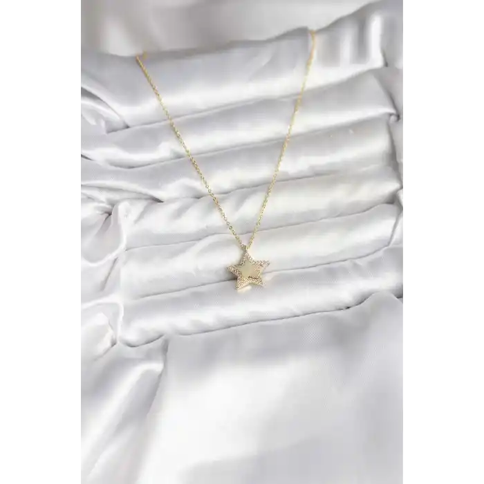 Pirinç Gold Renk Zincirli Yıldızlı Model Kadın Kolye