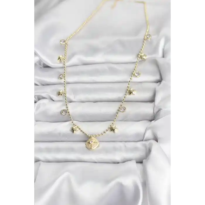 Pirinç Gold Renk Zirkon Taşlı Kutup Yıldızı Model Kadın Kolye