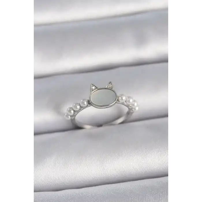 Pirinç Gümüş Renk Ayarlanabilir Beyaz Mineli Kedi Model İnci Detay Kadın Yüzük