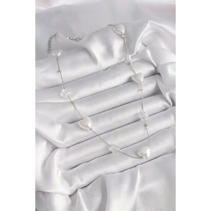 Pirinç Gümüş Renk Beyaz İnci Kalp Model Kadın Kolye