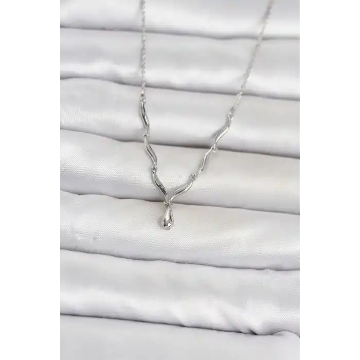 Pirinç Gümüş Renk Damla Model Kadın Kolye