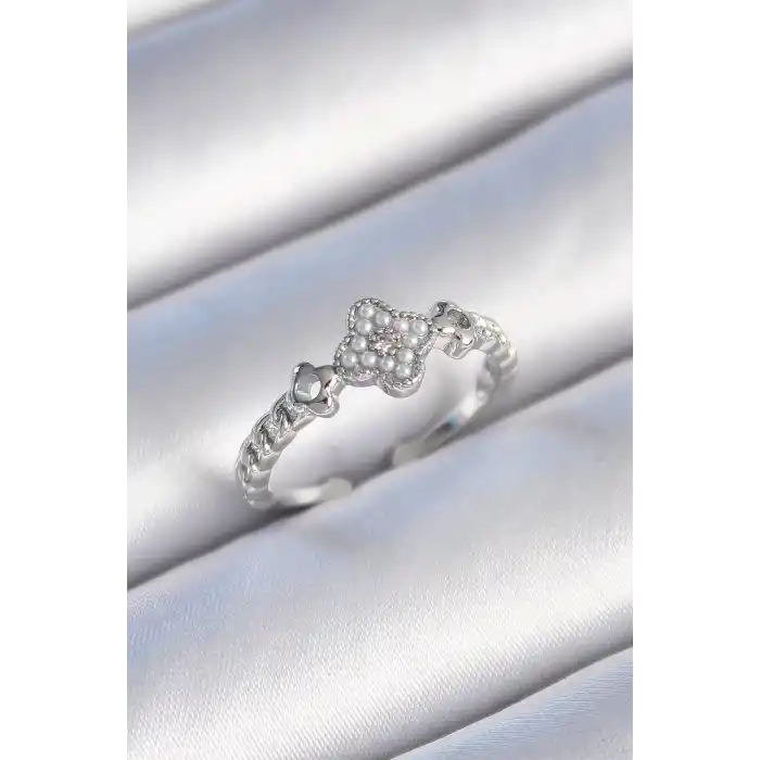 Pirinç Gümüş Renk İncili Yonca Model Zirkon Taş Detaylı Kadın Yüzük