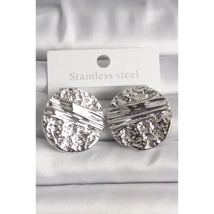 Pirinç Gümüş Renk İşlemeli Daire Plaka Model Kadın Küpe