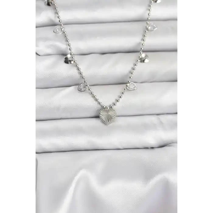 Pirinç Gümüş Renk Kalp Model Kadın Kolye