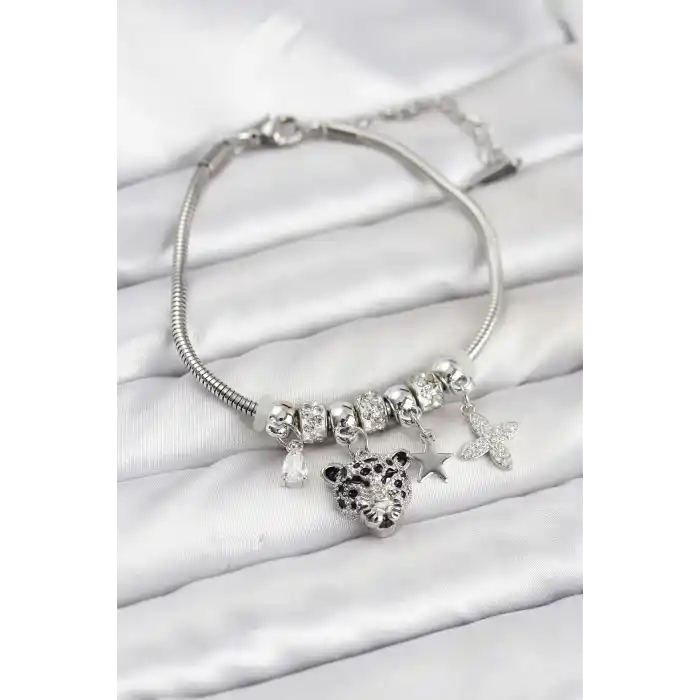 Pirinç Gümüş Renk Kaplan Model Charmlı Kadın Bileklik