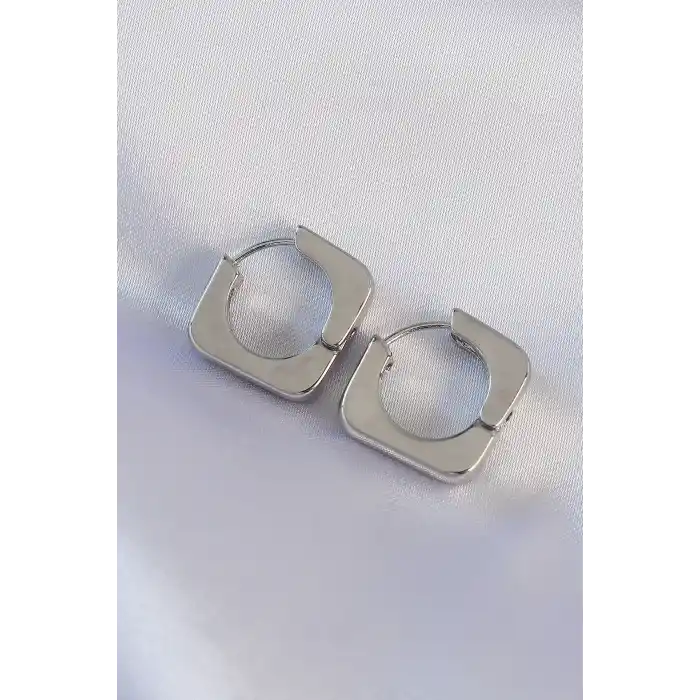 Pirinç Gümüş Renk Kare Küpe