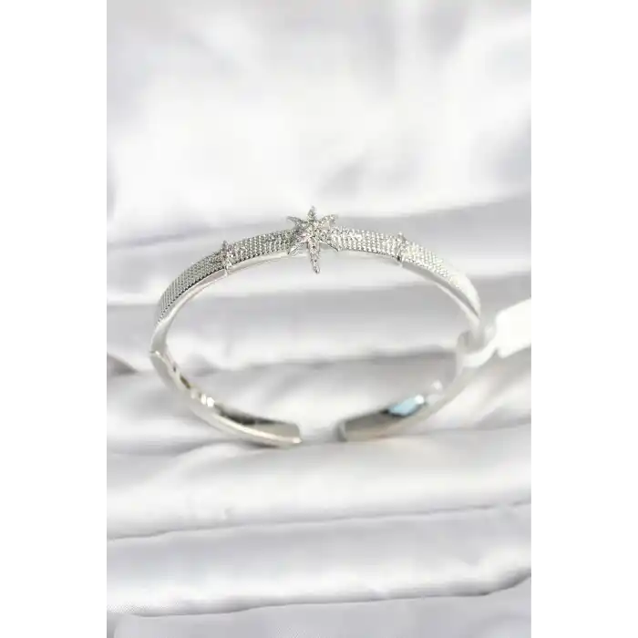 Pirinç Gümüş Renk Kutup Yıldızı Model Kadın Kelepçe Bileklik