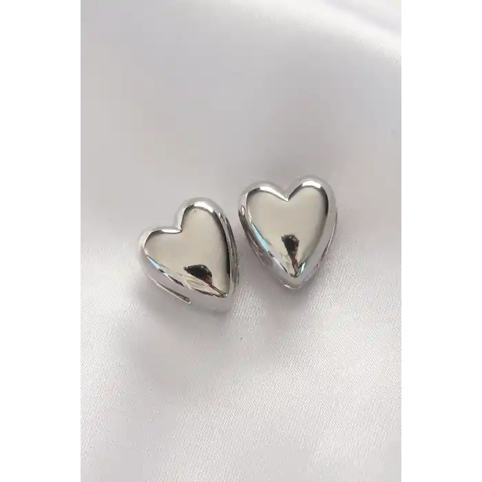 Pirinç Gümüş Renk Minimal Bombeli Kalp Küpe