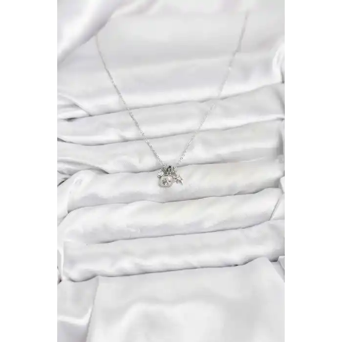 Pirinç Gümüş Renk Minimal Charmlı Kadın Kolye