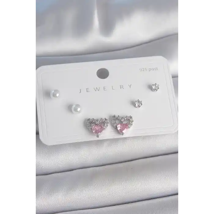 Pirinç Gümüş Renk Pembe Zirkon Taşlı Kalp Model İnci Detay 925 Ayar Gümüş Çivi Kadın Küpe Seti