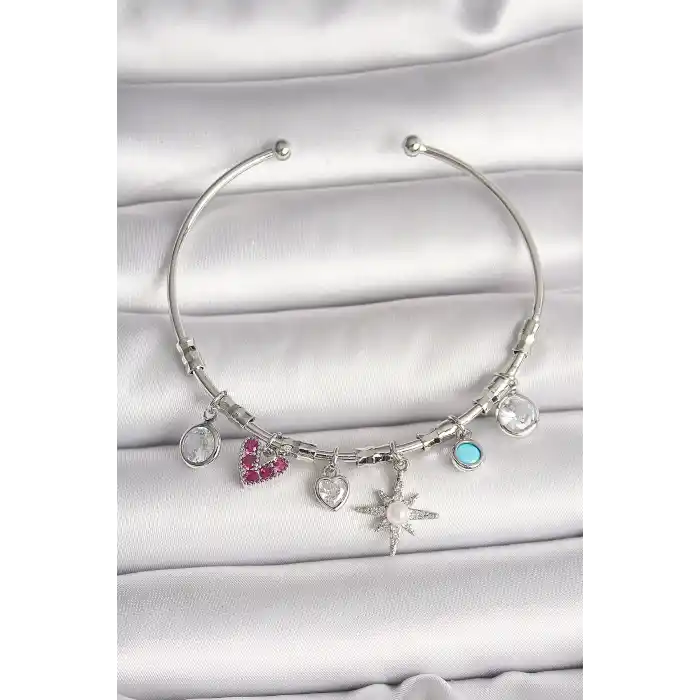 Pirinç Gümüş Renk Sallantı Zirkon Taşlı Kutup Yıldız Figür Kalp Detay Charm Kadın Bileklik
