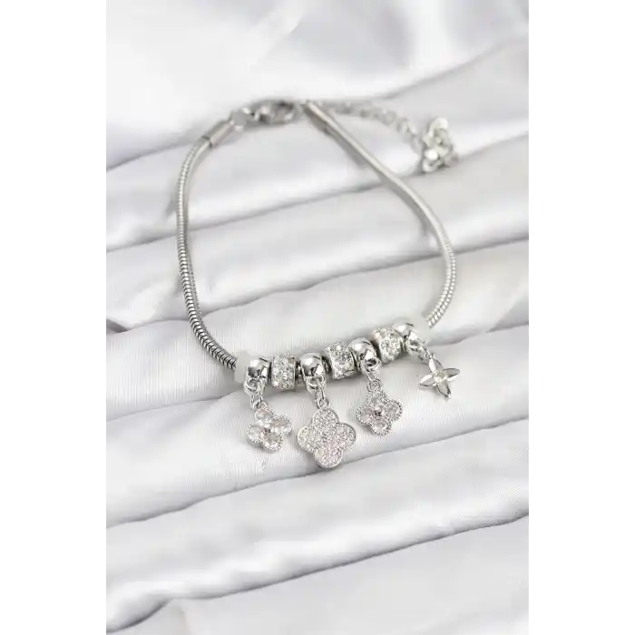 Pirinç Gümüş Renk Yonca Model Kadın Bileklik