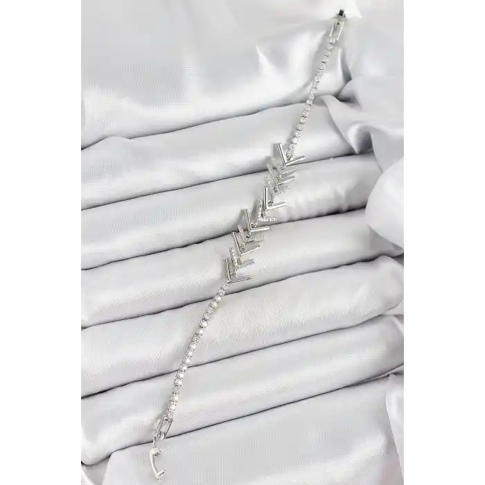 Pirinç Gümüş Renk Zirkon Taşlı Balık Sırtı Kadın Bileklik