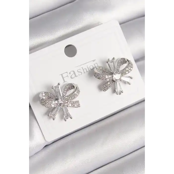 Pirinç Gümüş Renk Zirkon Taşlı Fiyonk Model Kadın Küpe