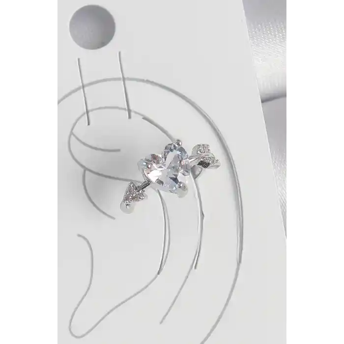 Pirinç Gümüş Renk Zirkon Taşlı Yıldız Model Kadın Kıkırdak Küpe