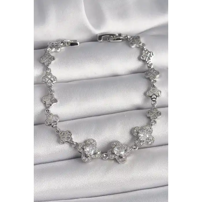 Pirinç Gümüş Renk Zirkon Taşlı Yonca Model Kadın Bileklik