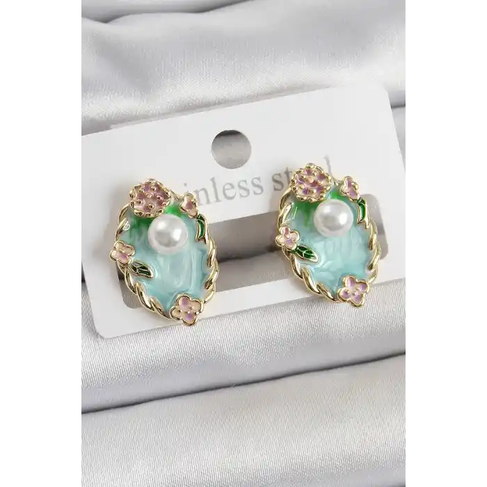 Pirinç Yeşil Mineli İnci Detaylı Sanatsal Portre Model Gold Renk Kadın Küpe