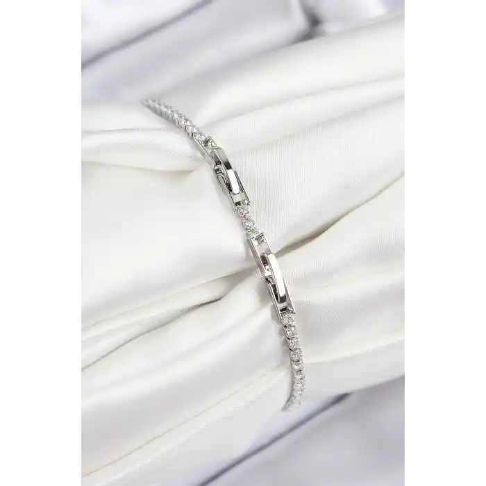 Pirinç Zirkon Taşlı Nazar Model Gümüş Renk Kadın Bileklik